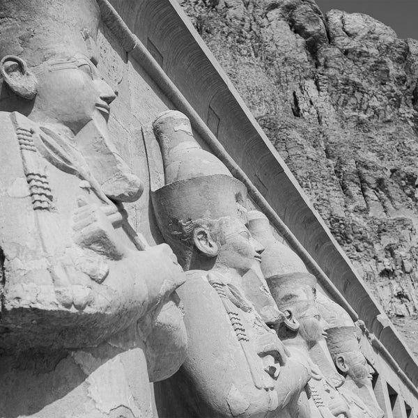 Hydrating Luxor Perfumed Body Oil - Main Image